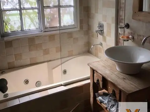 Casa en Venta en Berazategui, USD 199.000