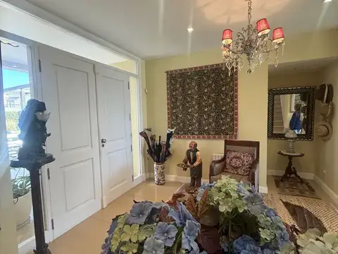 Casa en Venta en Santa Barbara, USD 1.750.000