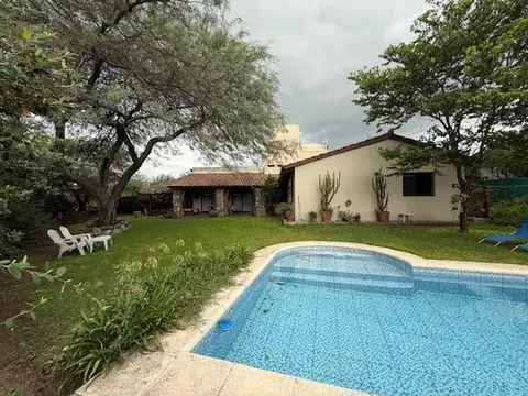 Casa en Venta en El Calicanto, USD 415.000
