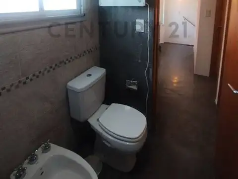 Casa en Alquiler al Oeste