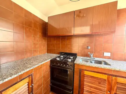 Depto Tipo Casa 2 ambientes con 1 baño