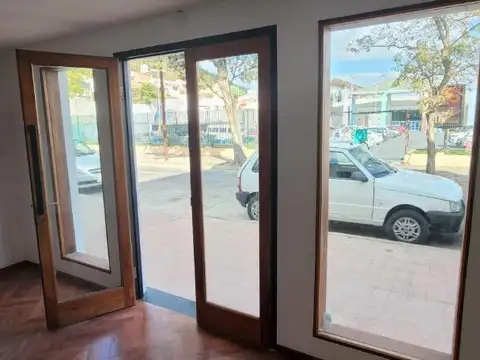 Local en Alquiler en Zona Centro, $ 750.000