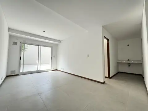 1 dormi a estrenar de un dormitorio con patio a metros de Bv. Oroño!