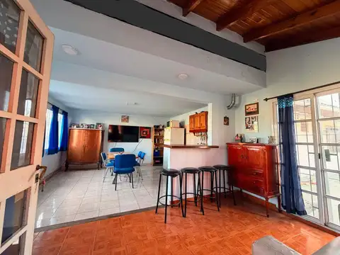 Depto Tipo Casa en Venta de 4 dormitorios