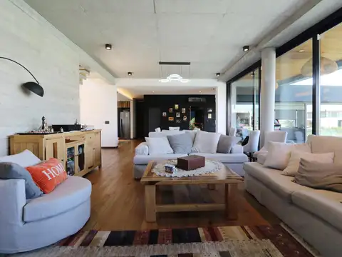 Casa en Venta al Este