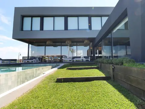 VENTA CASA INTELIGENTE 7 AMBIENTES EL NAUDIR ESCOBAR - PERMUTA FINANCIACION PRIVADA