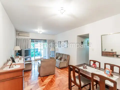 Departamento en Venta. Cuatro Ambientes con Dependencia. Cochera. Caballito