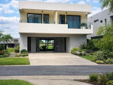 casa en alquiler anual al rio Nautico Canal Villanueva