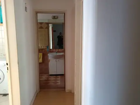 Castro Barros 1000, Piso 2