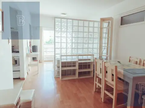 Muy lindo monoambiente super luminoso con balcon en Recoleta!