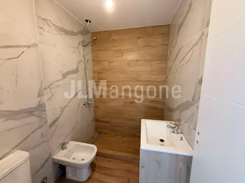 Depto Tipo Casa en Venta al Oeste
