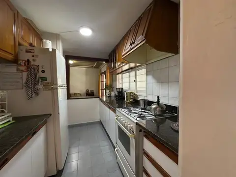 Casa 6 ambientes con 3 baños