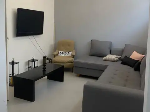 Depto Tipo Casa en Venta en Villa del Parque, USD 152.000