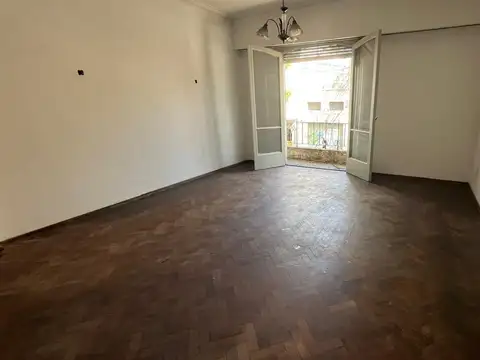 Hermosa CASA en venta de planta alta, 2 dormitorios, inmensa terraza exclusiva