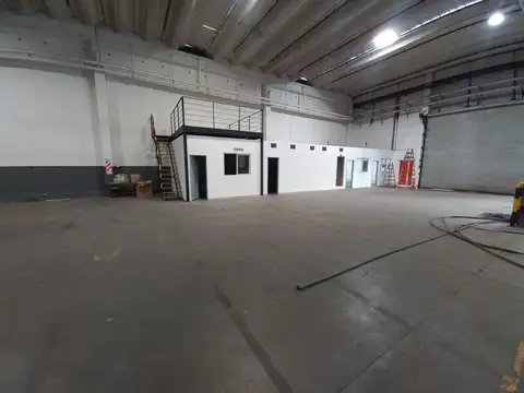 Galpon en Alquiler A Estrenar