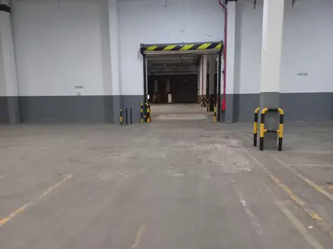 Av Marquez al 2200