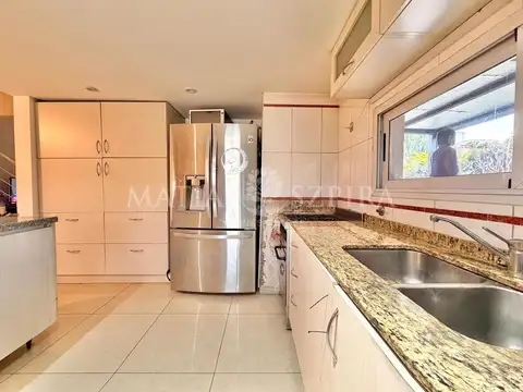 Casa en Venta al Oeste