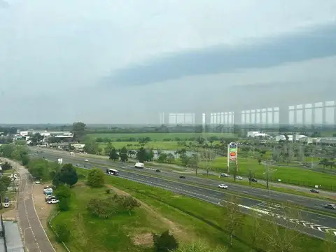 Oficina en Alquiler en Belen De Escobar, USD 7.400