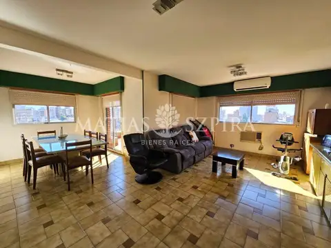 Departamento en Venta de 4 dormitorios