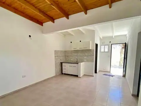 Casa en Venta con 1 cochera