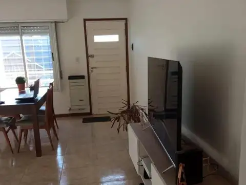Depto Tipo Casa en Venta 12 años