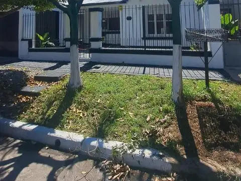 Casa en alquiler Ituzaingó Norte