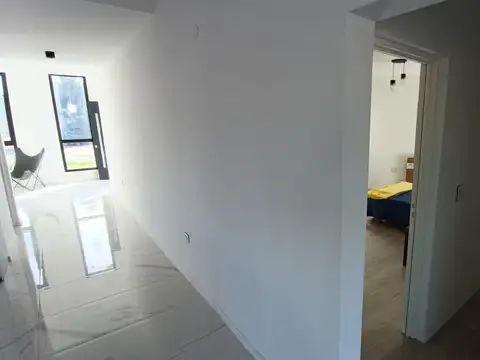 Venta Casa 5 Ambientes a Estrenar en el Barrio La Martona