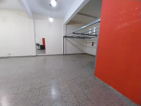 Local en Alquiler en Haedo, $ 1.800.000