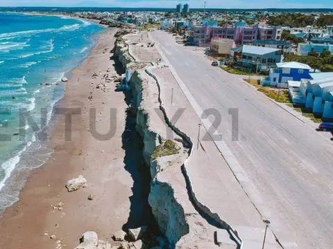 Terreno en Venta 37  mts Fondo