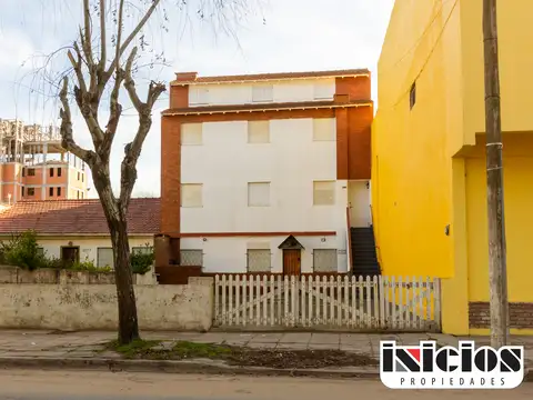 Departamento versátil en tercer piso - C916