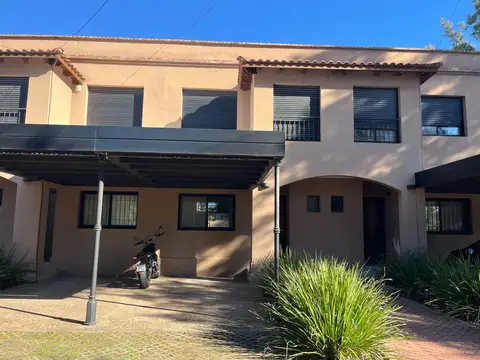 Casa en Venta en Fisherton, Rosario