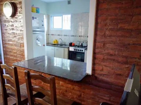 Casa 7 ambientes con 3 baños