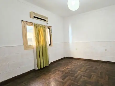 Depto Tipo Casa en Venta en Haedo Norte, USD 89.000