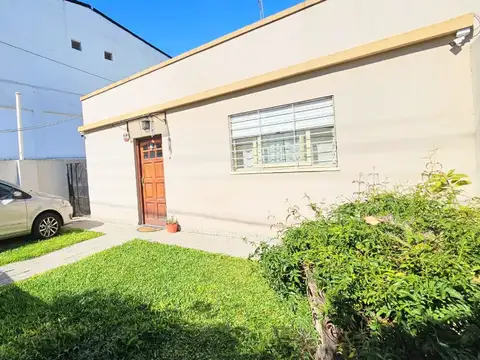VENTA PH CASA 3 AMBIENTES INDEPENDIENTE EN HAEDO