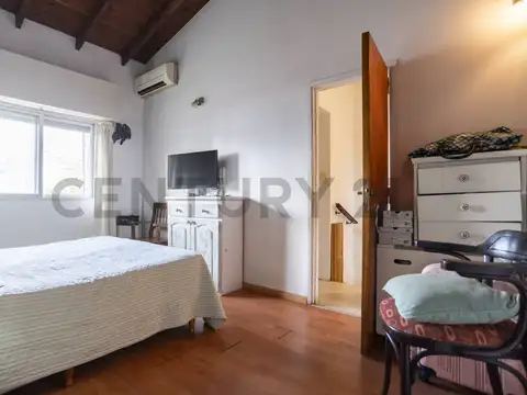 Casa en venta en La Plata tipo Duplex San Carlos