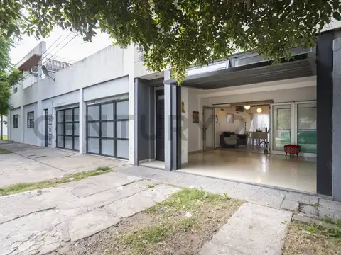 Casa en venta en La Plata tipo Duplex San Carlos