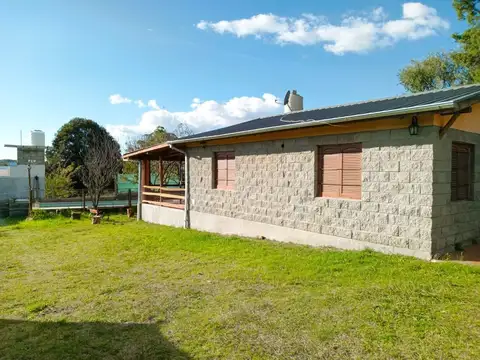 VENTA CASA 2 DORMITORIOS CON PILETA VILLA GIARDINO