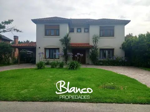 Casa  en Venta en La Delfina, Pilar, G.B.A. Zona Norte