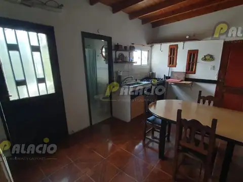 Depto Tipo Casa 2 ambientes con 1 baño