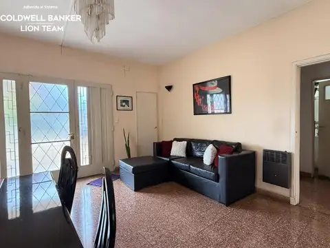 Casa 3 ambientes con 1 baño