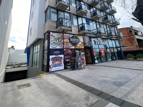 Monoambiente a estrenar al frente en Av. Constitucion