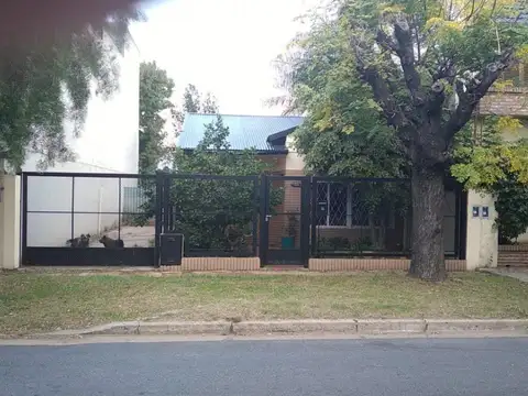 CASA en ALQUILER en Ramos Mejia