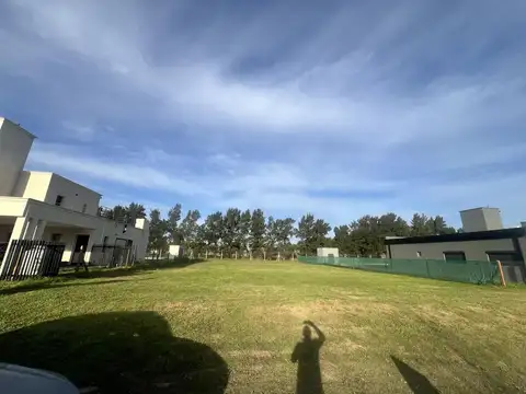 Terreno en Venta en Funes, USD 85.000