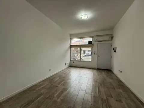 Depto Tipo Casa en Venta de 2 ambientes