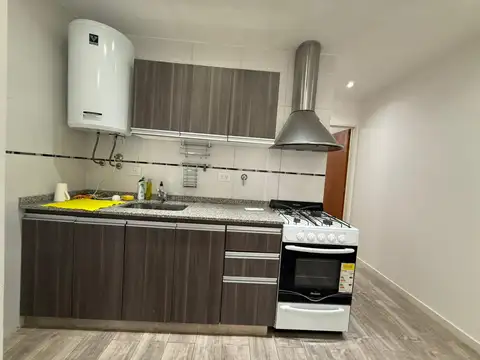 Depto Tipo Casa 2 ambientes con 1 baño