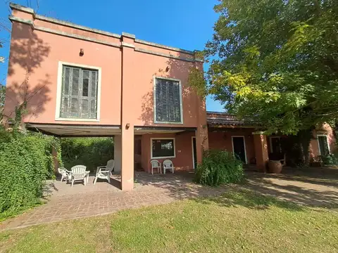 Casa en Venta en Los Hornos, USD 350.000