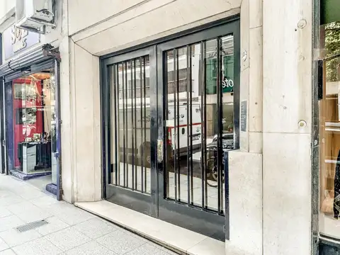Libertad 1100 Venta Retiro 3 ambientes