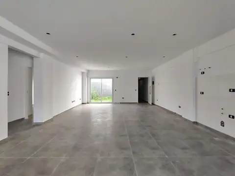 Depto 3 Ambientes PB A ESTRENAR con Fondo Villa Luzuriaga