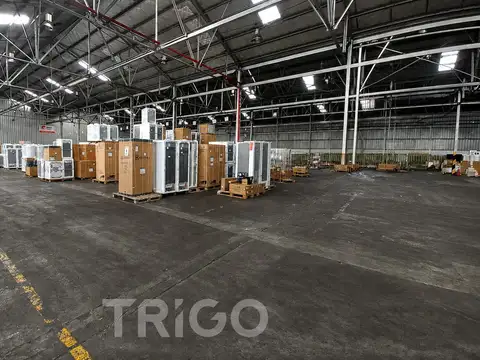 Depósito nave industrial de 2.500 mts en alquiler en hurlingham predio cerrado a 10 min au.buen ayre
