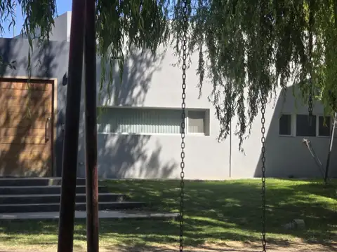 Casa en Venta en Cipolletti, USD 760.000